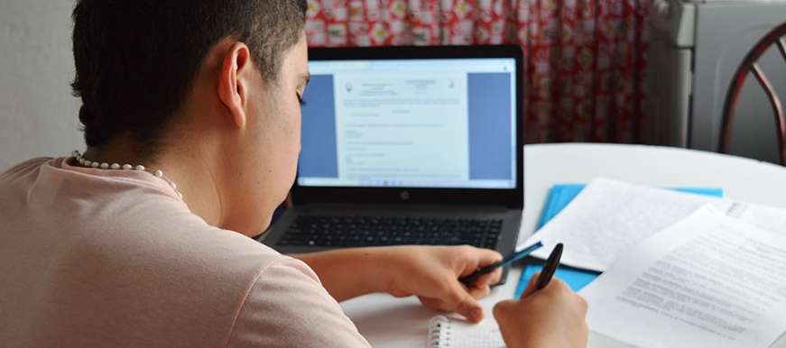 Computadores en casa, un apoyo fundamental para el aprendizaje de estudiantes de colegios oficiales de Bucaramanga